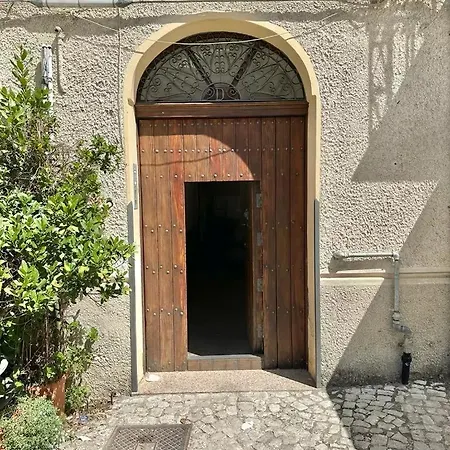 Casetta In Piazza